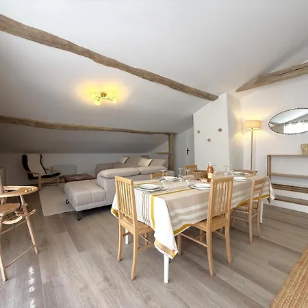 Etxean Irria Holiday home Hasparren